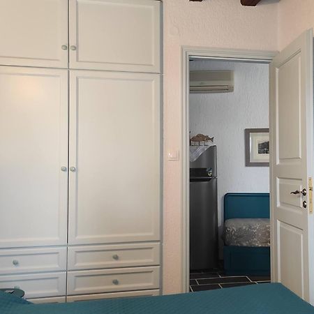 Chrysa'S Cottage House การิสโตส ภายนอก รูปภาพ