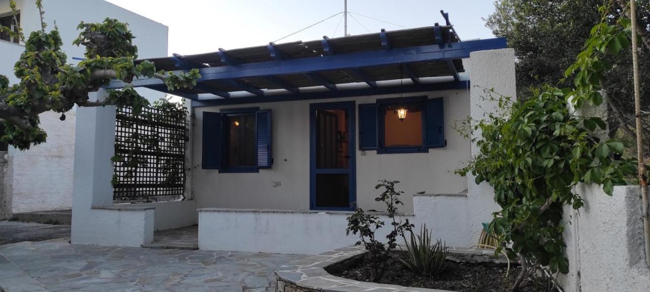 Chrysa'S Cottage House การิสโตส ภายนอก รูปภาพ