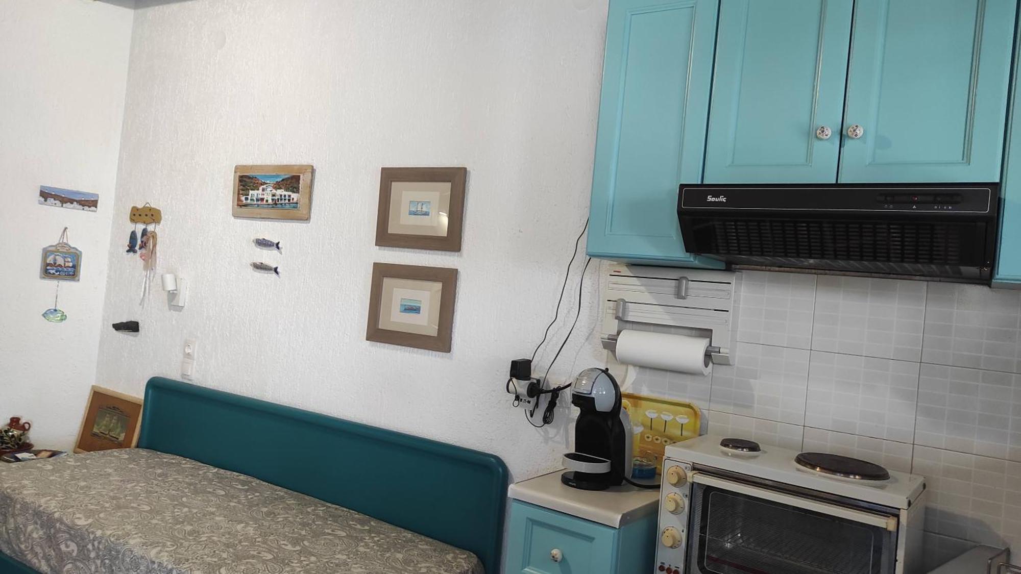 Chrysa'S Cottage House การิสโตส ภายนอก รูปภาพ